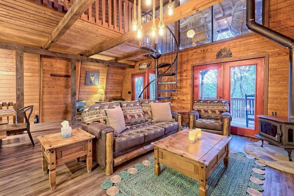 Near Downtown Helen - Hottub, Sauna, Game Room, Fire Pit エクステリア 写真